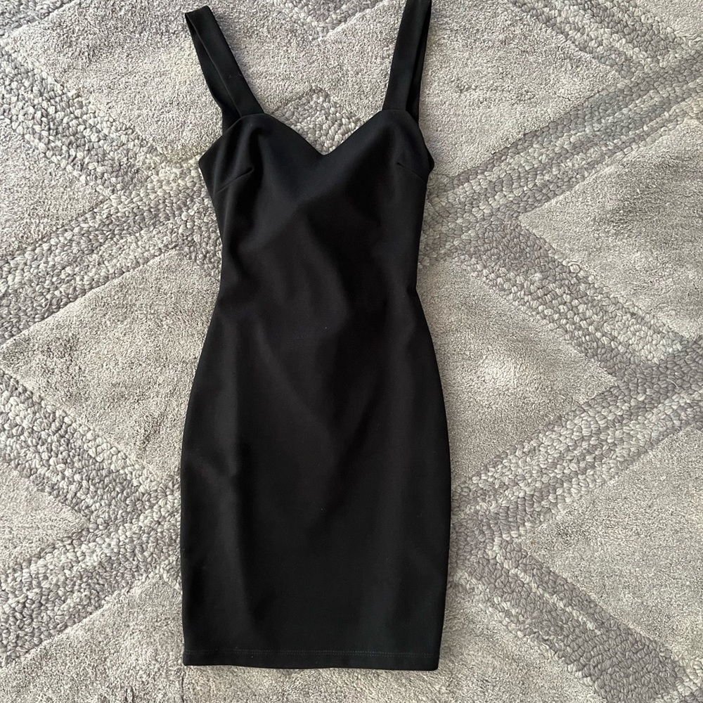 Glare dress - Picture 1 of 3